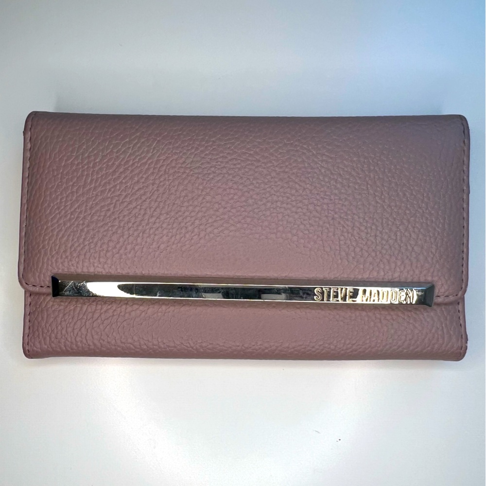 Steve Madden Large Pink Wallet Tri-fold Silver Metallic Interior - S0002SMW624